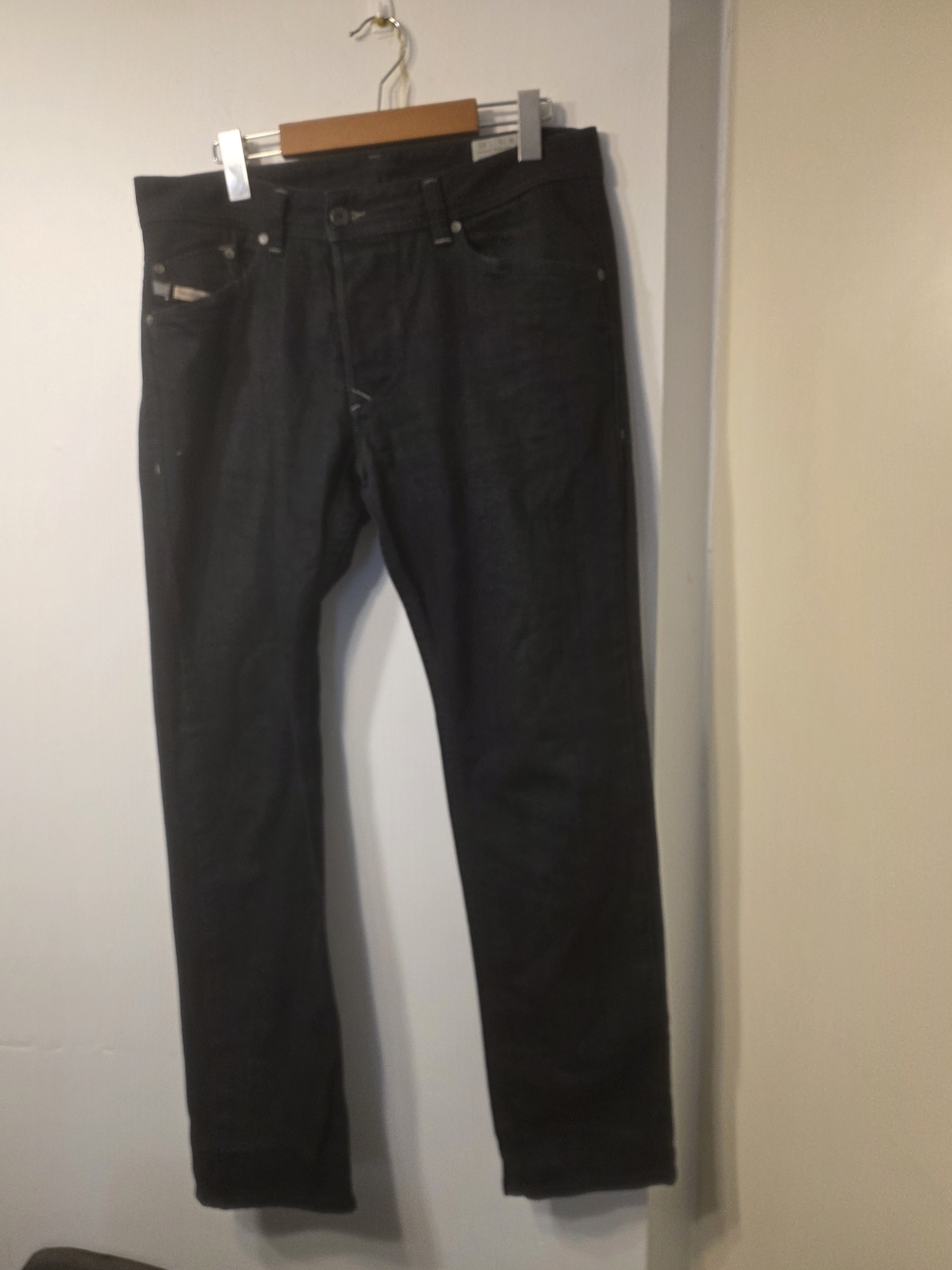 Diesel Straight-Leg Jeans in Black
